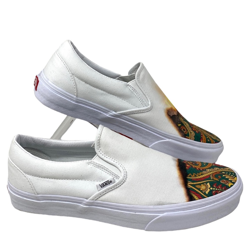 VANS Classic Slip On Shoes Low Top White Men’s Canvas Sneakers Skate VN000XG8AZQ - Picture 2 of 10